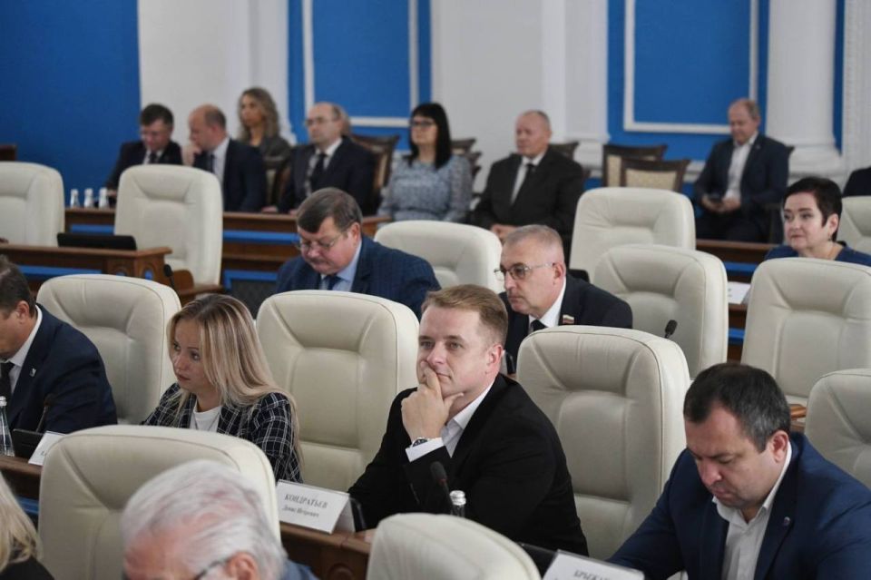 Денис Кондратьев: Накануне принял участие в пленарном заседании Законодательного Собрания Севастополя Денис Кондратьев: Накануне принял участие в пленарном заседании Законодательного Собрания Севастополя