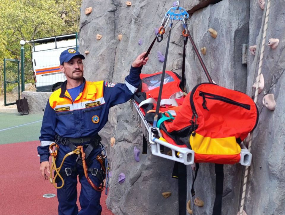 ����� ������ ������������ �� ���� ��������� �� ����� ��������� � ����������� � ���� ����