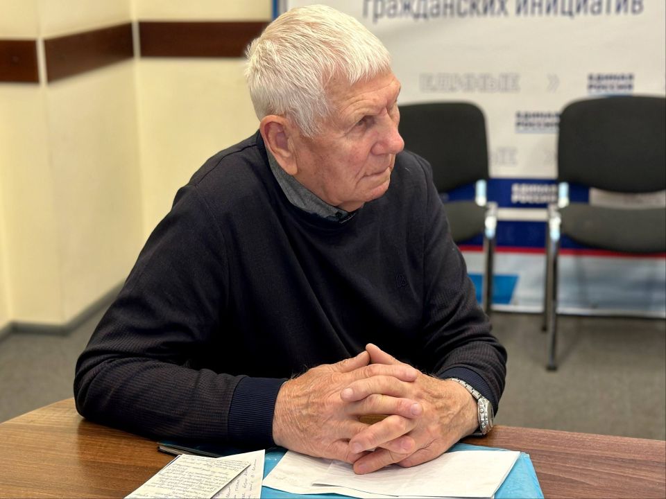 Владимир Немцев: Накануне на площадке Региональной общественной приёмной Председателя партии «Единая Россия» провёл приём граждан по личным вопросам Владимир Немцев: Накануне на площадке Региональной общественной приёмной Председателя партии «Единая Россия» провёл приём граждан по личным вопросам