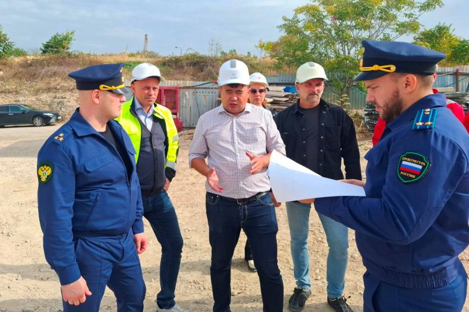 Прокуратура проверила динамику строительства ключевых соцобъектов в Гагаринском районе Севастополя