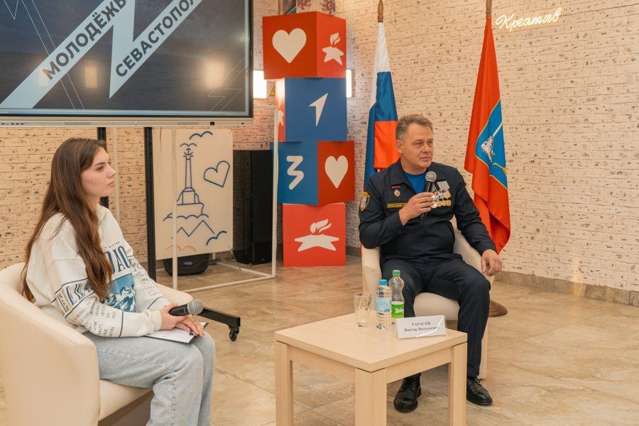 Молодёжь Севастополя встретился с участником СВО Виктором Тарасовым