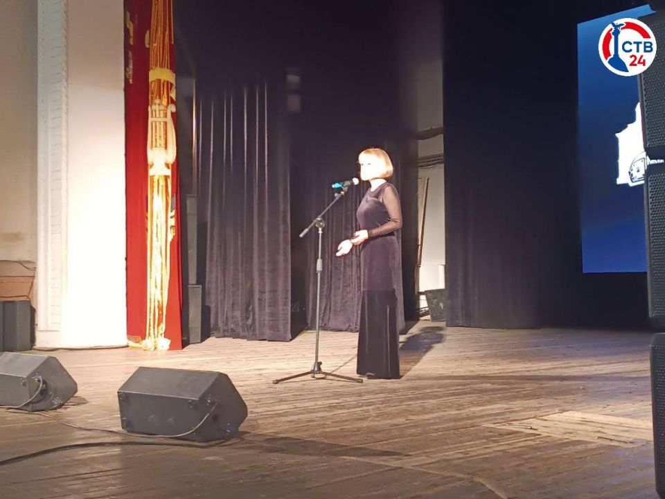 В Севастополе стартовал 11-ый ежегодный фестиваль духовно-нравственного и семейного кино «Святой Владимир» В Севастополе стартовал 11-ый ежегодный фестиваль духовно-нравственного и семейного кино «Святой Владимир»