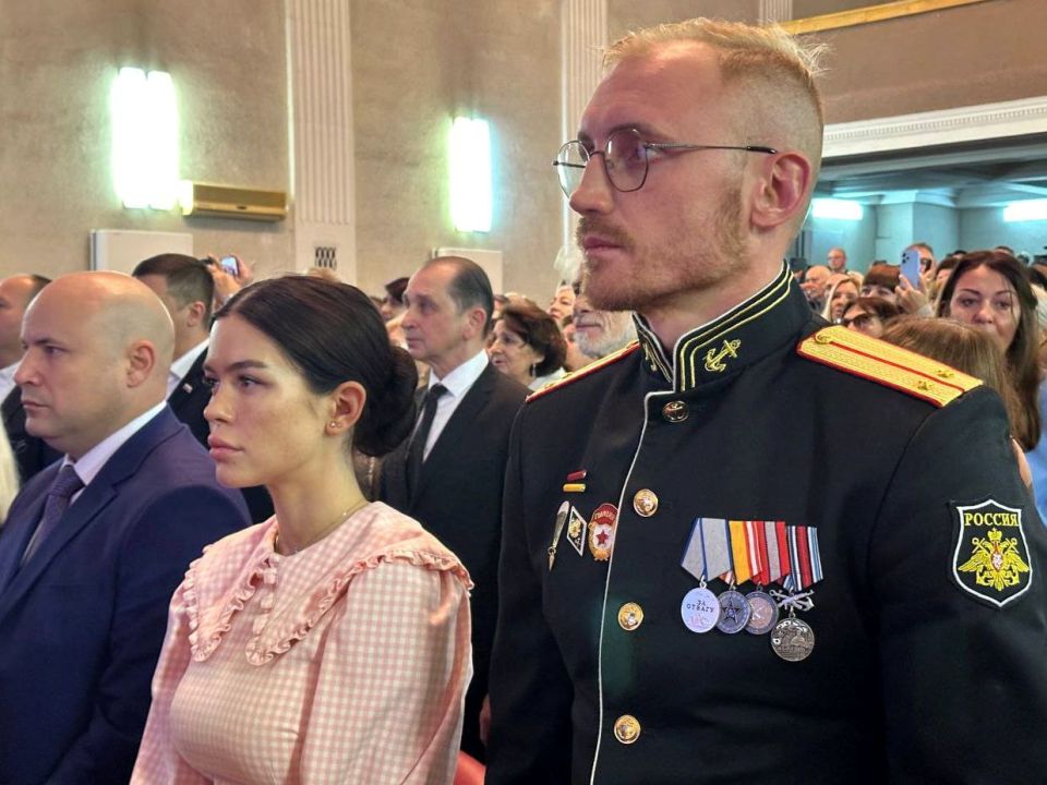 В Севастополе стартовал ХI Фестиваль духовно-нравственного и семейного кино «Святой Владимир» В Севастополе стартовал ХI Фестиваль духовно-нравственного и семейного кино «Святой Владимир»