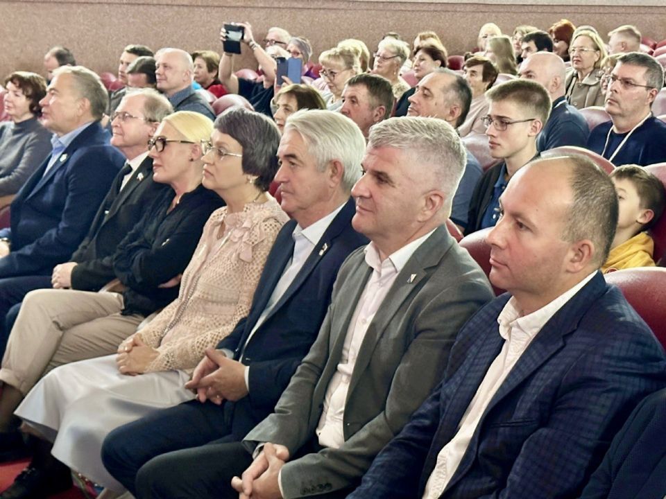 Севастополь принимает XI Фестиваль духовно-нравственного и семейного кино «Святой Владимир» Севастополь принимает XI Фестиваль духовно-нравственного и семейного кино «Святой Владимир»