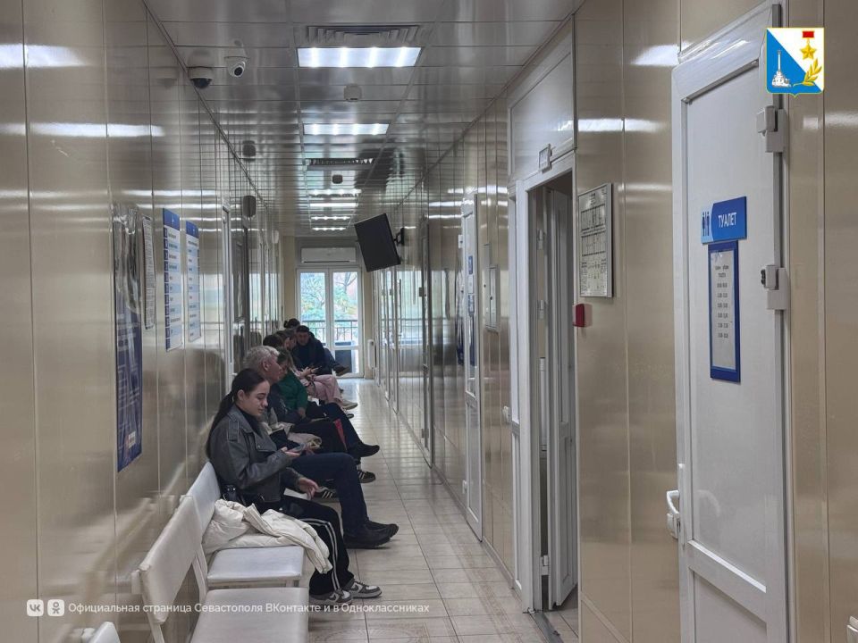Более 40 севастопольцев прошли диспансеризацию в поликлинике № 4 на Супруна Более 40 севастопольцев прошли диспансеризацию в поликлинике № 4 на Супруна