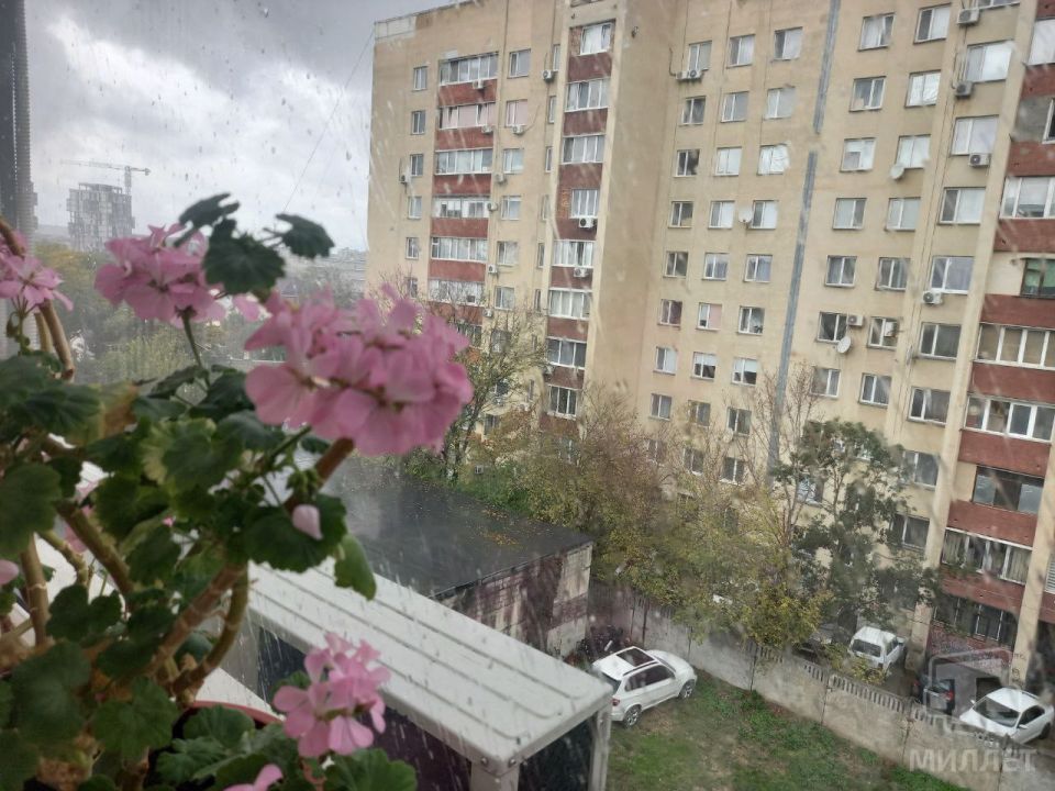 Завтра ожидается непогода. Днём 19 октября в Крыму будут дожди, местами сильные