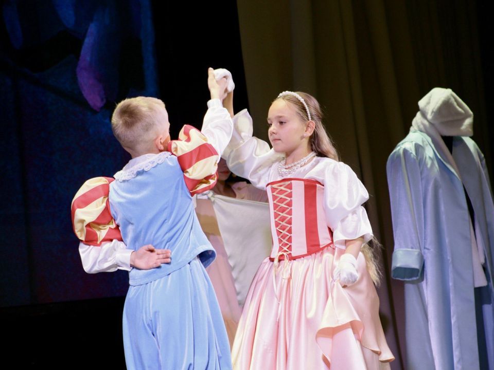 В Севастопольской детской школе искусств прошла премьера спектакля «Оживший альбом» В Севастопольской детской школе искусств прошла премьера спектакля «Оживший альбом»