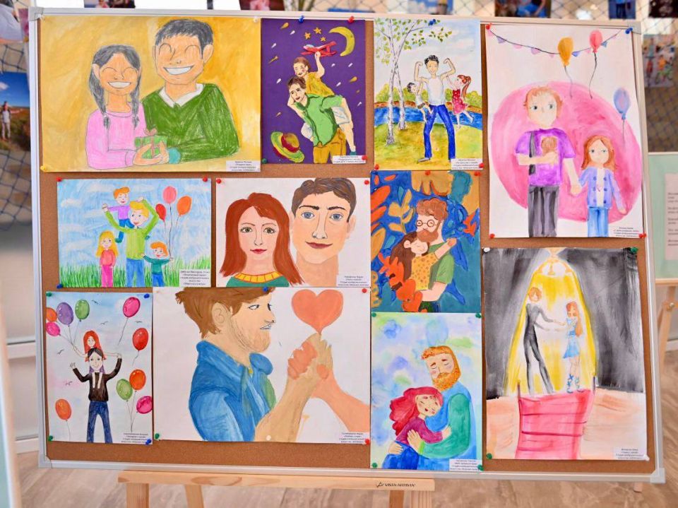 В Севастополе открылись выставки ко Дню отца, посвященные любви и уважению к папам В Севастополе открылись выставки ко Дню отца, посвященные любви и уважению к папам