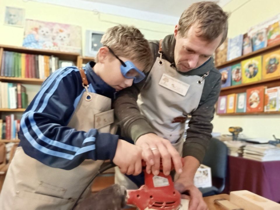 Сила рук, тепло сердец - мастер-классы ко Дню отца Сила рук, тепло сердец - мастер-классы ко Дню отца