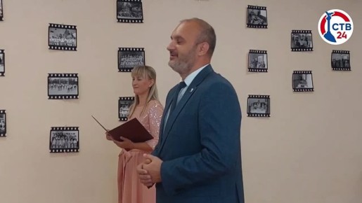 Севастопольскому детсаду №123 на улице Павла Корчагина исполнилось 45 лет К празднику воспитанники подготовили творческие номера, а коллективу вручили благодарности губернатора, Правительства Севастополя, Заксобрания и...
