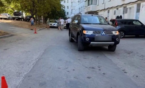Завершено расследование уголовного дела в отношении 66-летней горожанки, которая во дворе сбила на джипе 16-летнюю девушку