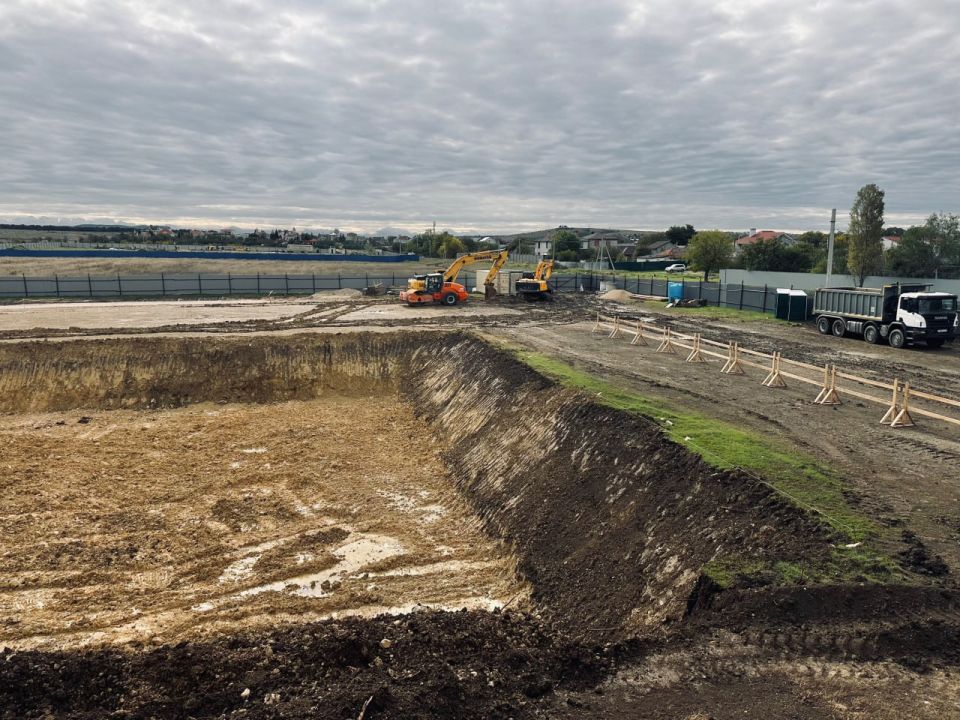 � ������ 7-�� ��������� ������������� ����� �������� ����� ������ �� 280 ����