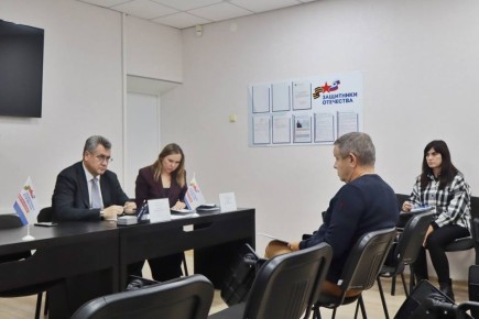 Николай Приставка: Провел прием граждан на площадке Фонда защитников Отечества