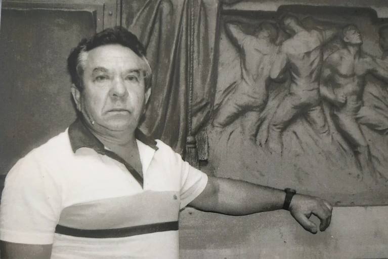 Сегодня исполняется 90 лет со дня рождения Станислава Чижа — выдающегося скульптора, народного художника Украины, Почётного гражданина города-героя Севастополя Сегодня исполняется 90 лет со дня рождения Станислава Чижа — выдающегося скульптора, народного художника Украины, Почётного гражданина города-героя Севастополя