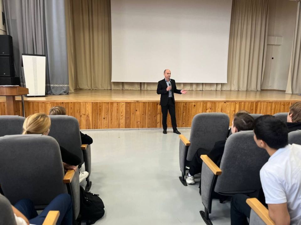 � ����������� ������ ���������� ����������������� ����� � ������� ����������