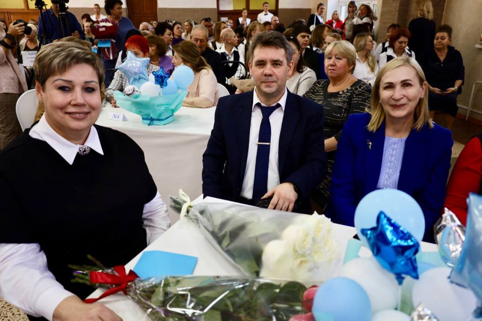 �������� � 8 ����� ������� �������� ��������� �������� 60-�����