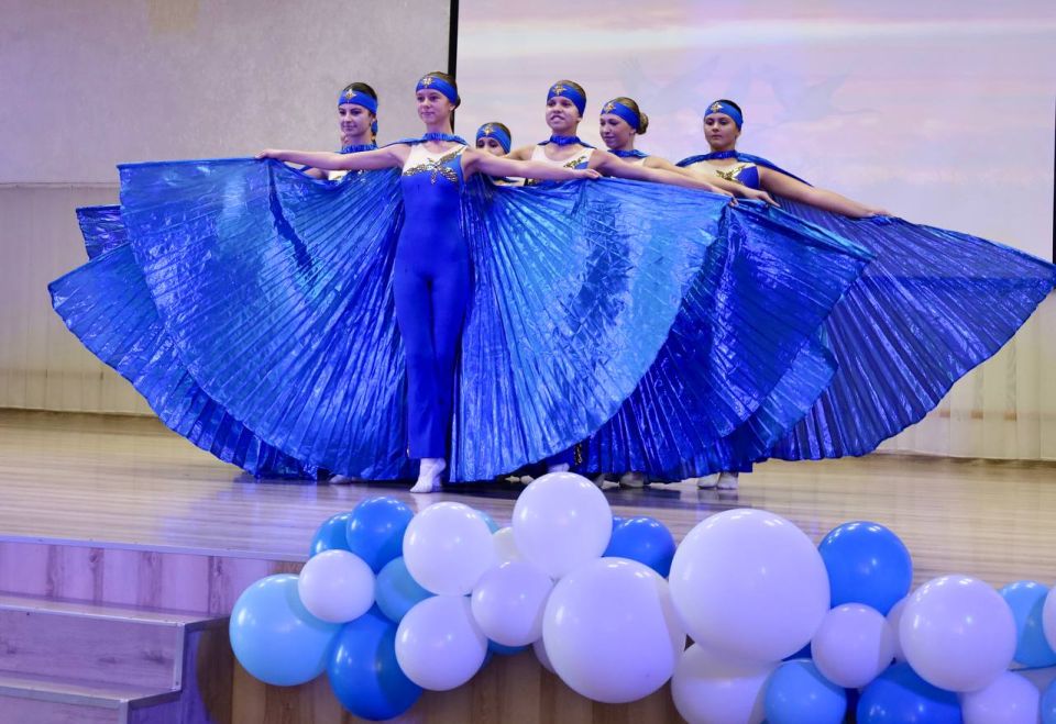 �������� � 8 ����� ������� �������� ��������� �������� 60-�����