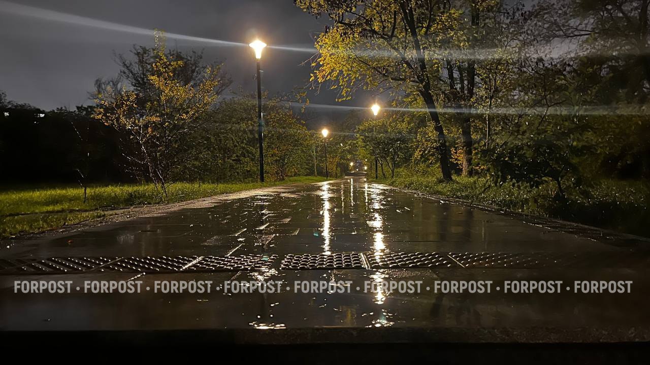 Вечерний Севастополь под октябрьским дождём Вечерний Севастополь под октябрьским дождём