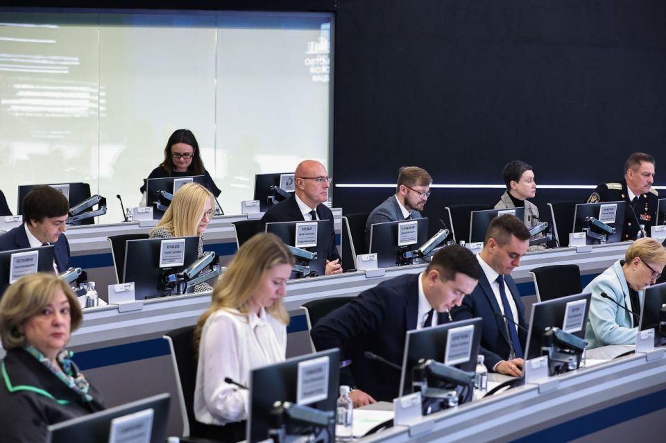 Дмитрий Чернышенко: В 2025 году увеличилось количество мест отдыха для детей – дополнительно ребят принимали более 400 детских лагерей