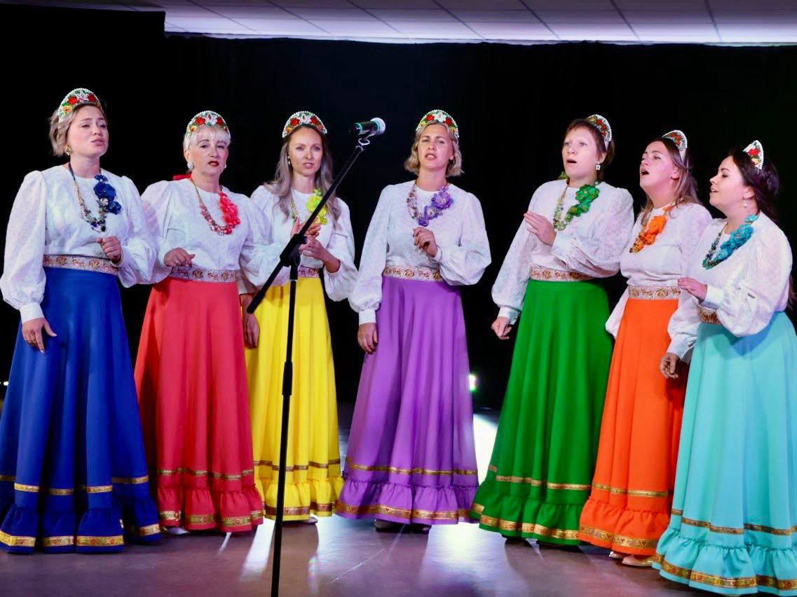 В севастопольском Дворце культуры прошел межрегиональный конкурс народной песни В севастопольском Дворце культуры прошел межрегиональный конкурс народной песни
