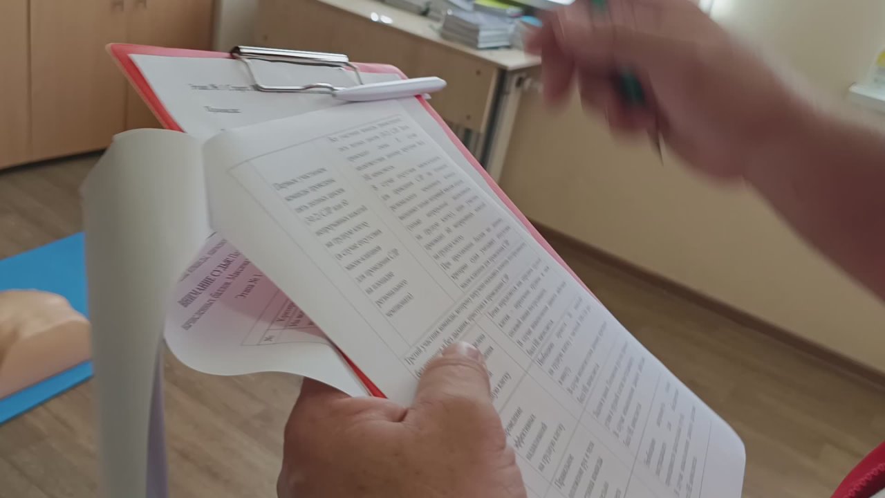«Красный крест» проверил, как оказывают первую помощь школьники в Севастополе