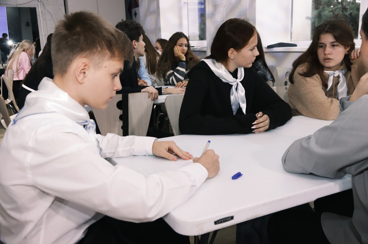 В Севастополе состоялся первый полуфинал ежегодного конкурса «Правовой брейн-ринг» В Севастополе состоялся первый полуфинал ежегодного конкурса «Правовой брейн-ринг»