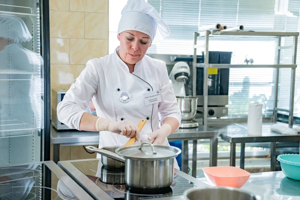 Битва шефов или как в Севастополе прошел финал II городского конкурса «Лучший повар детского сада - 2025» Битва шефов или как в Севастополе прошел финал II городского конкурса «Лучший повар детского сада - 2025»