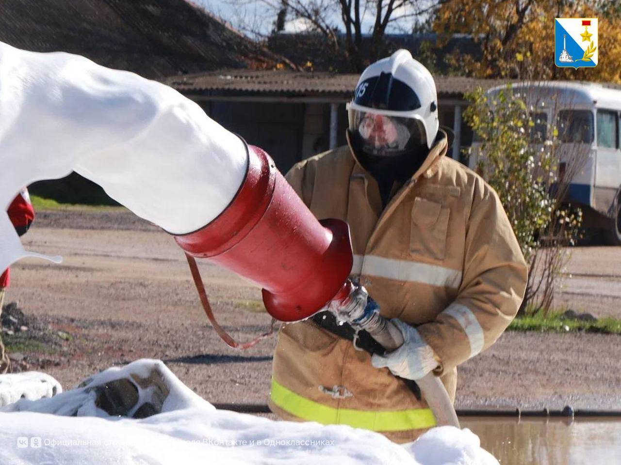 Провели учения по ликвидации последствий ДТП Провели учения по ликвидации последствий ДТП