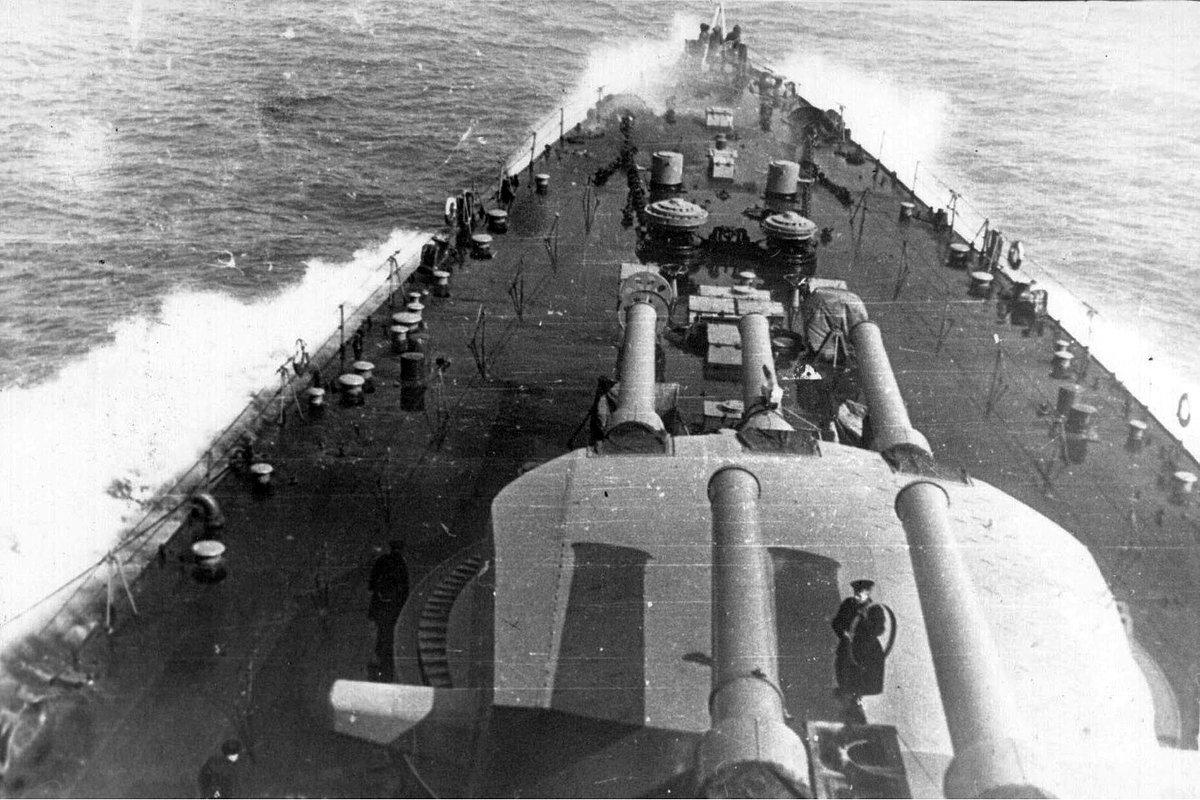 29 октября — День памяти погибших на линкоре «Новороссийск» 29 октября — День памяти погибших на линкоре «Новороссийск»