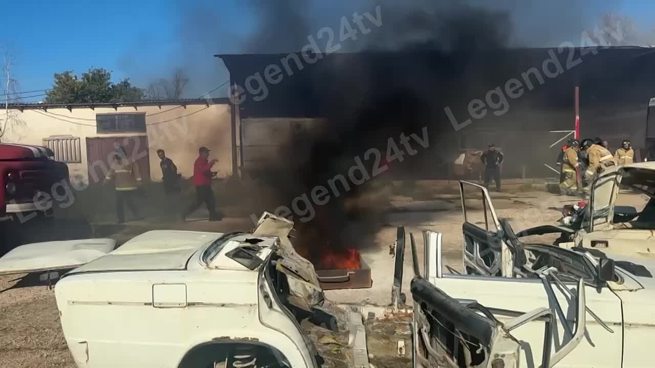 Учебно-тренировочное занятие спасателей прошло в пожарной части с. Осипенко