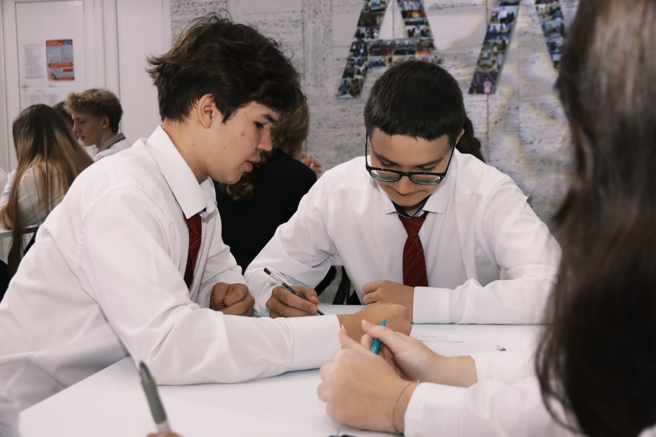 В Севастополе состоялся первый полуфинал ежегодного конкурса «Правовой брейн-ринг» В Севастополе состоялся первый полуфинал ежегодного конкурса «Правовой брейн-ринг»