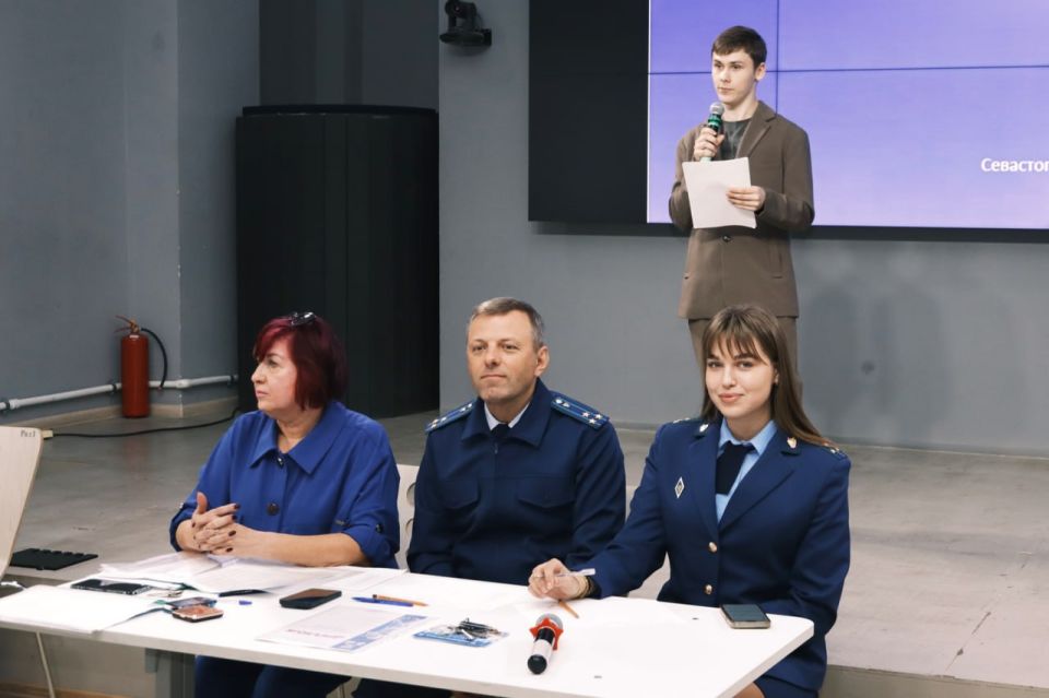 � ����������� ��������� ������ ��������� ���������� �������� ��������� �����-����