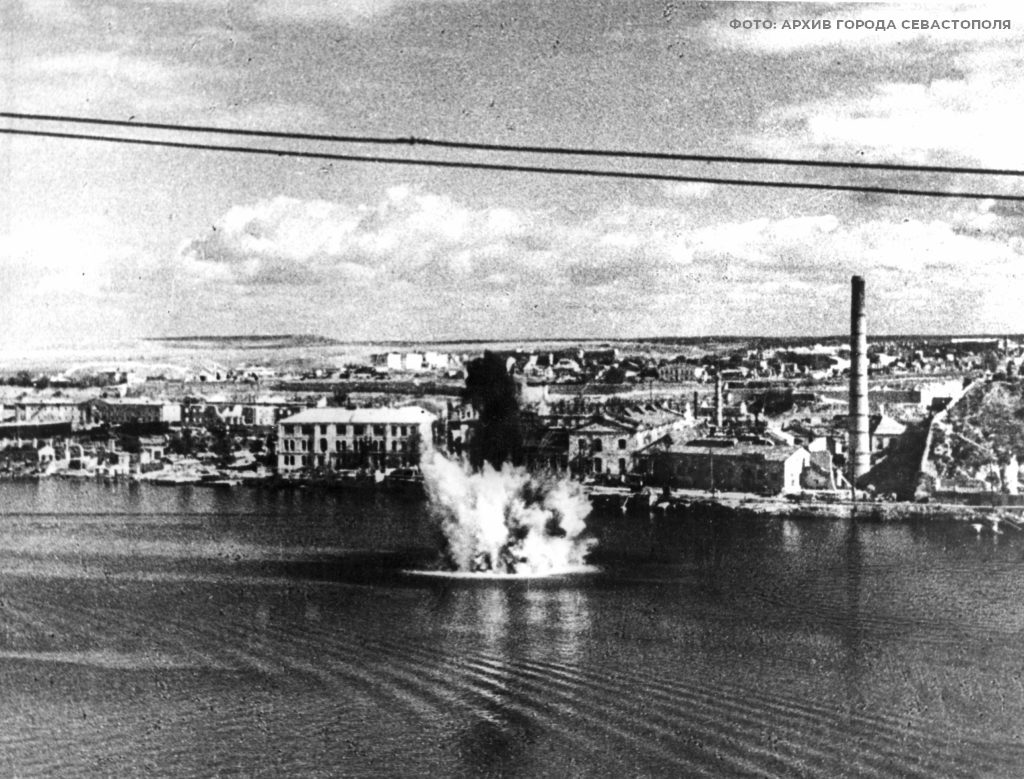 Михаил Развожаев: 84 года назад началась героическая 250-дневная оборона Севастополя Михаил Развожаев: 84 года назад началась героическая 250-дневная оборона Севастополя