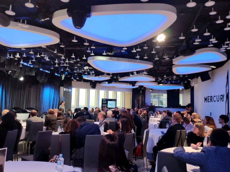 �������������� ������������ � ��������������� ���������: ������ � �������