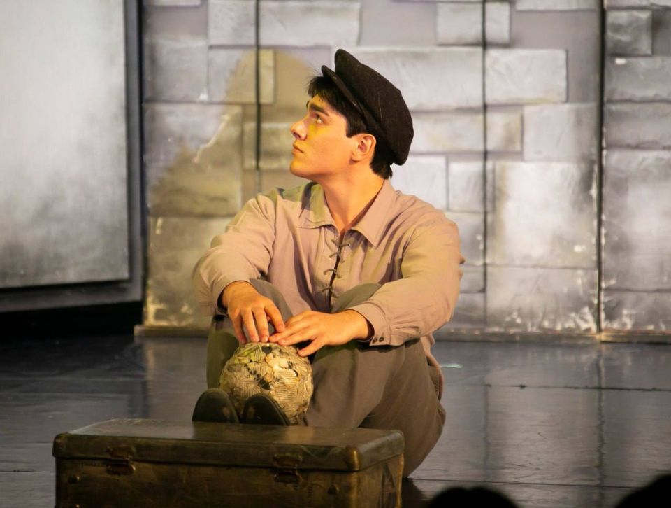 200 первокурсников Севастопольского колледжа информационных технологий и промышленности посетили спектакль «Вкус медной проволоки» на сценической площадке «Океан» в Севастопольском театре юного зрителя 200 первокурсников Севастопольского колледжа информационных технологий и промышленности посетили спектакль «Вкус медной проволоки» на сценической площадке «Океан» в Севастопольском театре юного зрителя