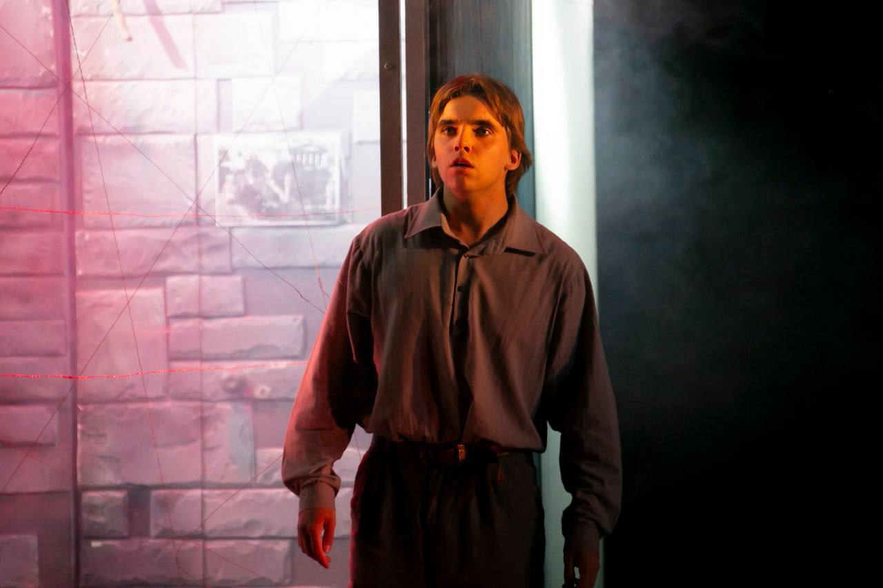 200 первокурсников Севастопольского колледжа информационных технологий и промышленности посетили спектакль «Вкус медной проволоки» на сценической площадке «Океан» в Севастопольском театре юного зрителя 200 первокурсников Севастопольского колледжа информационных технологий и промышленности посетили спектакль «Вкус медной проволоки» на сценической площадке «Океан» в Севастопольском театре юного зрителя