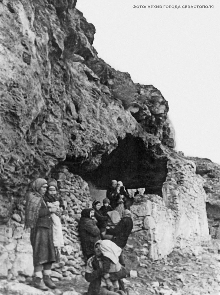 Михаил Развожаев: 84 года назад началась героическая 250-дневная оборона Севастополя Михаил Развожаев: 84 года назад началась героическая 250-дневная оборона Севастополя