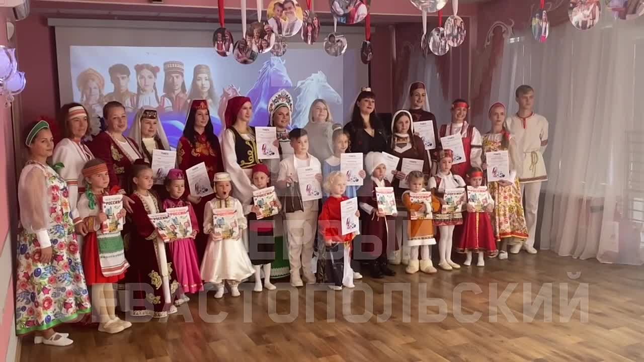 В севастопольском детском саду №127 прошёл конкурс чтецов среди воспитанников и мам