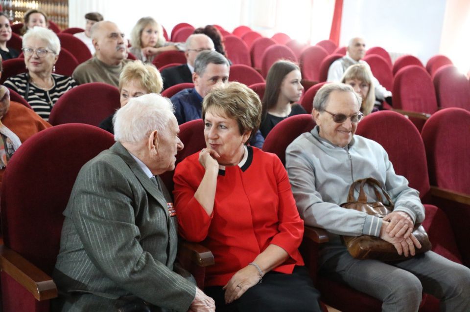 ��������� ���������: �������� ������� ����� ������ ��������� �������� �����������, �������� ��� ��养. ��� ��� ������ ���, ��� ��� � ���� ����� ������������ ��������, ��������� ��������� �����������, ������������ ���������...