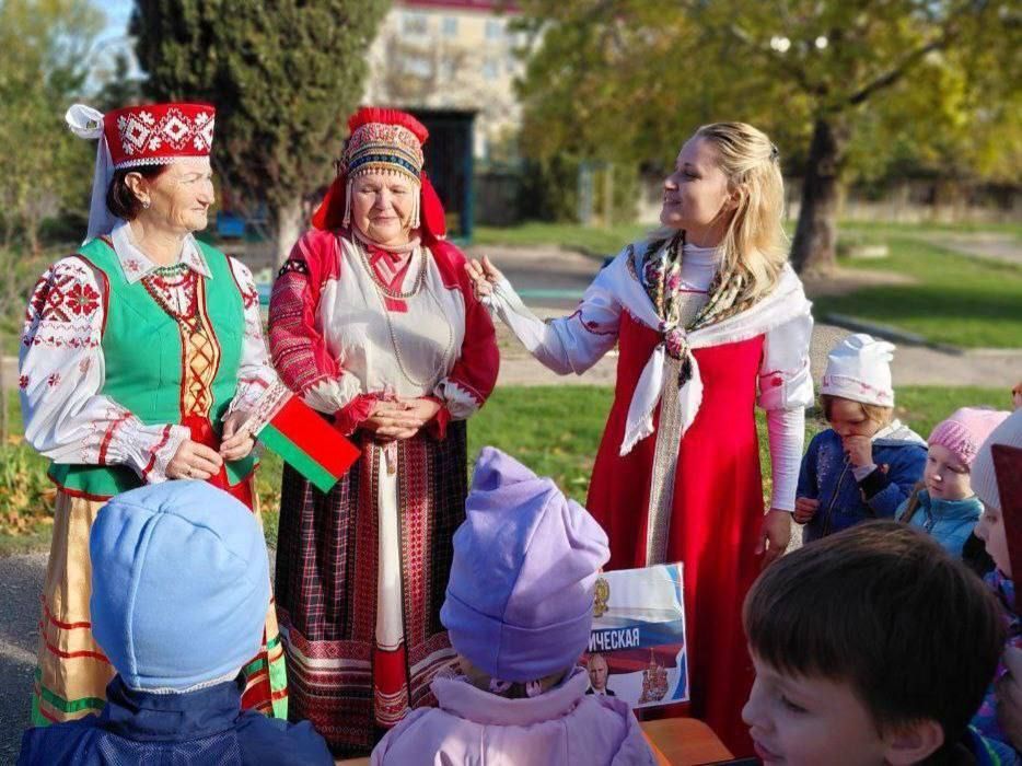 Детский сад №88 Севастополя знакомит воспитанников с культурами народов России Детский сад №88 Севастополя знакомит воспитанников с культурами народов России