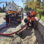 Водоканал: Рабочие моменты. Прочистка ливневого коллектора на ул.Новикова Фото Николая Ерёмина