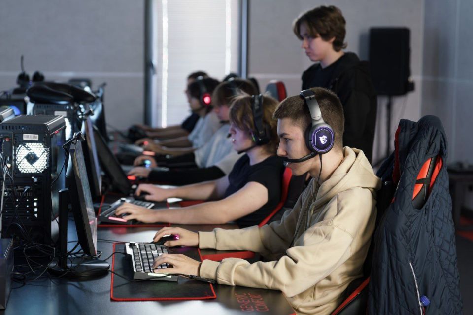 В Севастополе состоялись финалы турнира по киберспорту «Кубок Губернатора города Севастополя» В Севастополе состоялись финалы турнира по киберспорту «Кубок Губернатора города Севастополя»