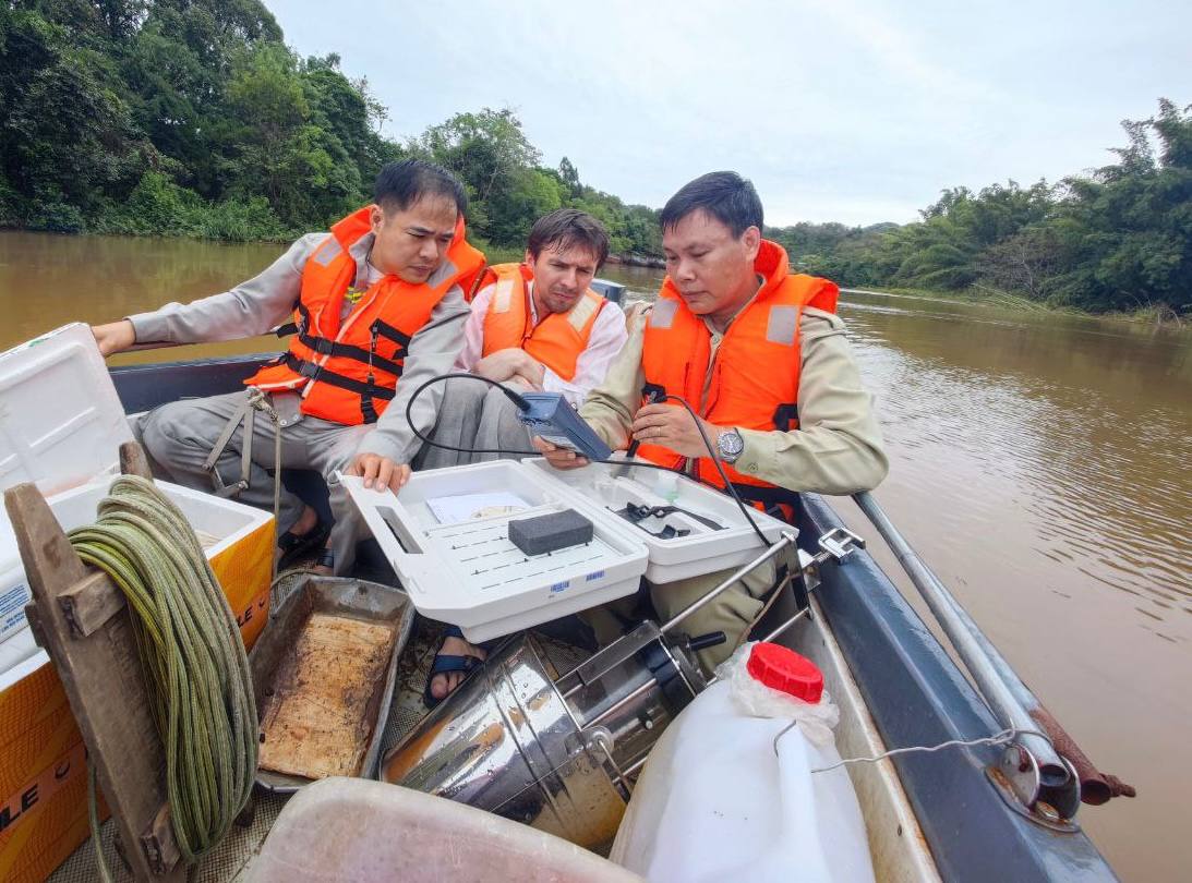 Севастопольские учёные исследуют экосистему вьетнамской реки Донгнай Севастопольские учёные исследуют экосистему вьетнамской реки Донгнай