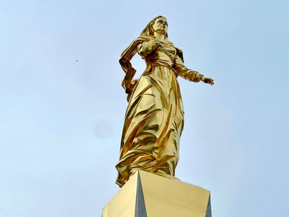  :           100-            ,   ...