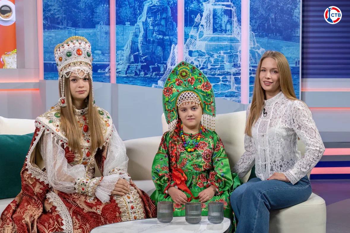 День народного единства встречаем с гостями и ведущими программы «Доброе утро, Севастополь!» День народного единства встречаем с гостями и ведущими программы «Доброе утро, Севастополь!»