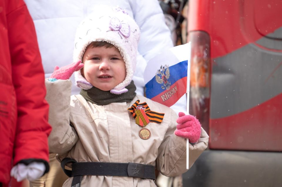 Михаил Развожаев: Дорогие севастопольцы, поздравляю вас с Днём народного единства! Михаил Развожаев: Дорогие севастопольцы, поздравляю вас с Днём народного единства!