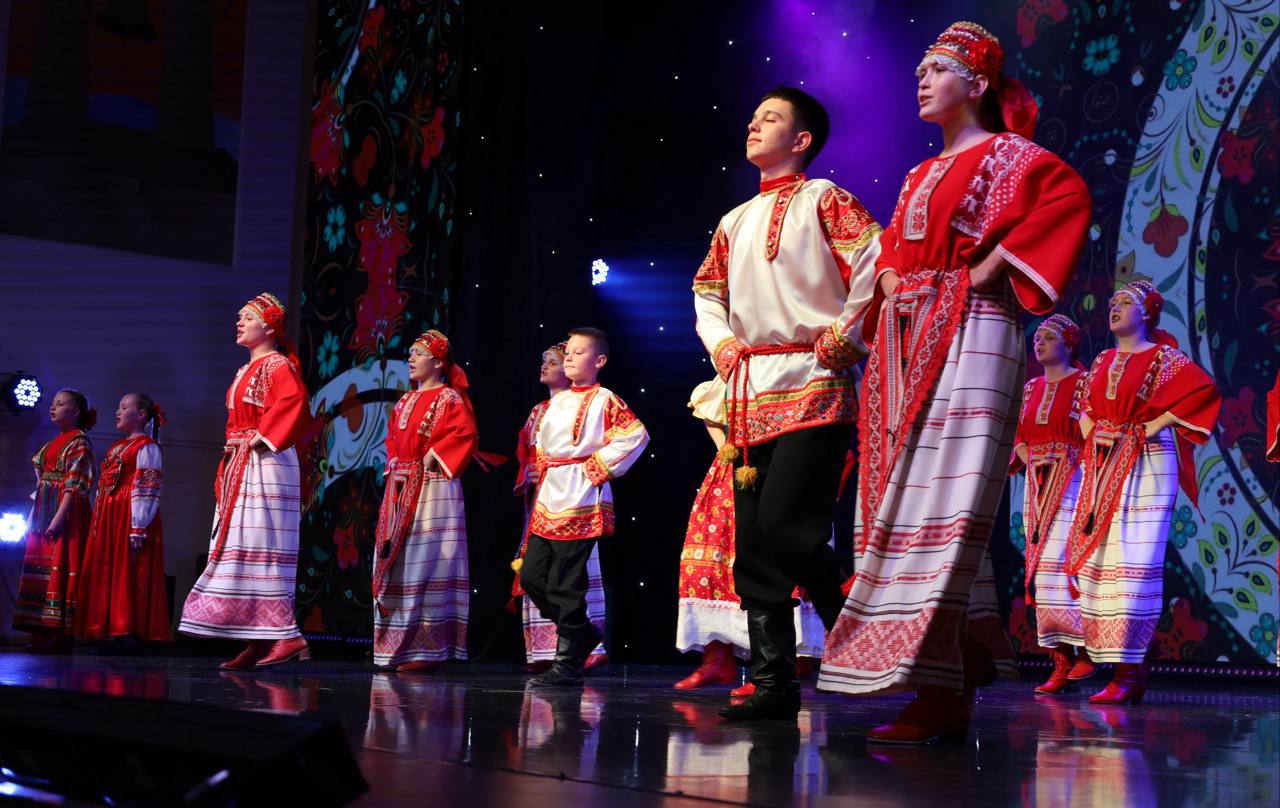 Уважаемые коллеги, дорогие друзья! С Днём народного единства! Уважаемые коллеги, дорогие друзья! С Днём народного единства!