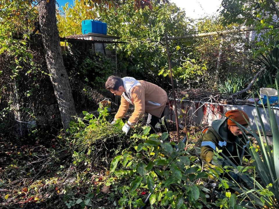 Севастопольская молодёжь помогает ветеранам Великой Отечественной войны