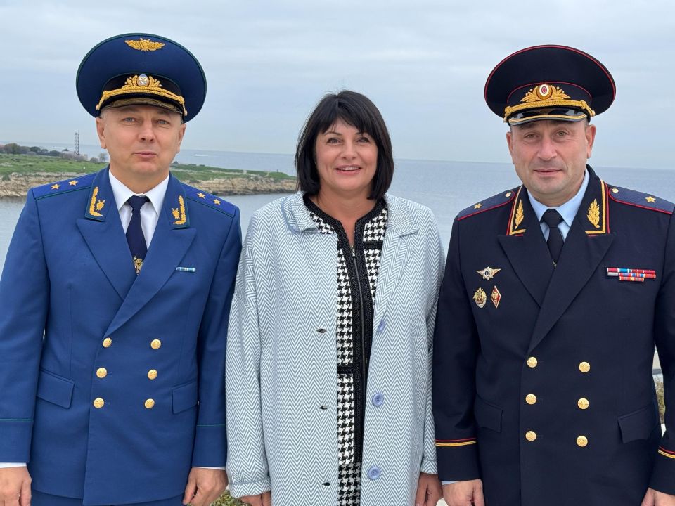  :       ,      ,      ,  ...