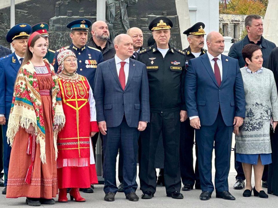  :           100-            ,   ...